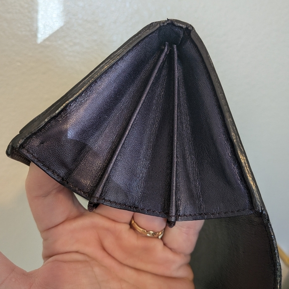 Gucci Guccisima Patent Leather Deep Purple Long Snap Wallet - Picture 14 of 16